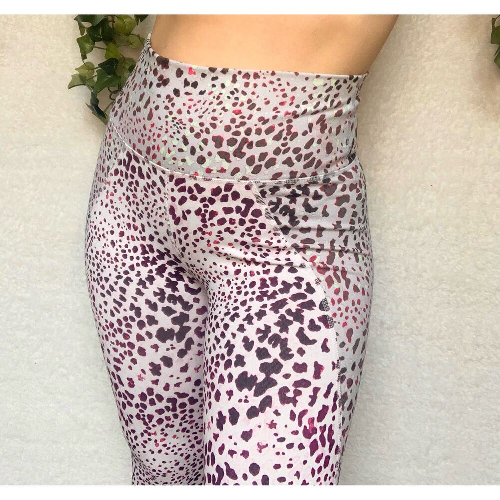 Fabletics Power Hold White Pink Gray High Waisted… - image 1